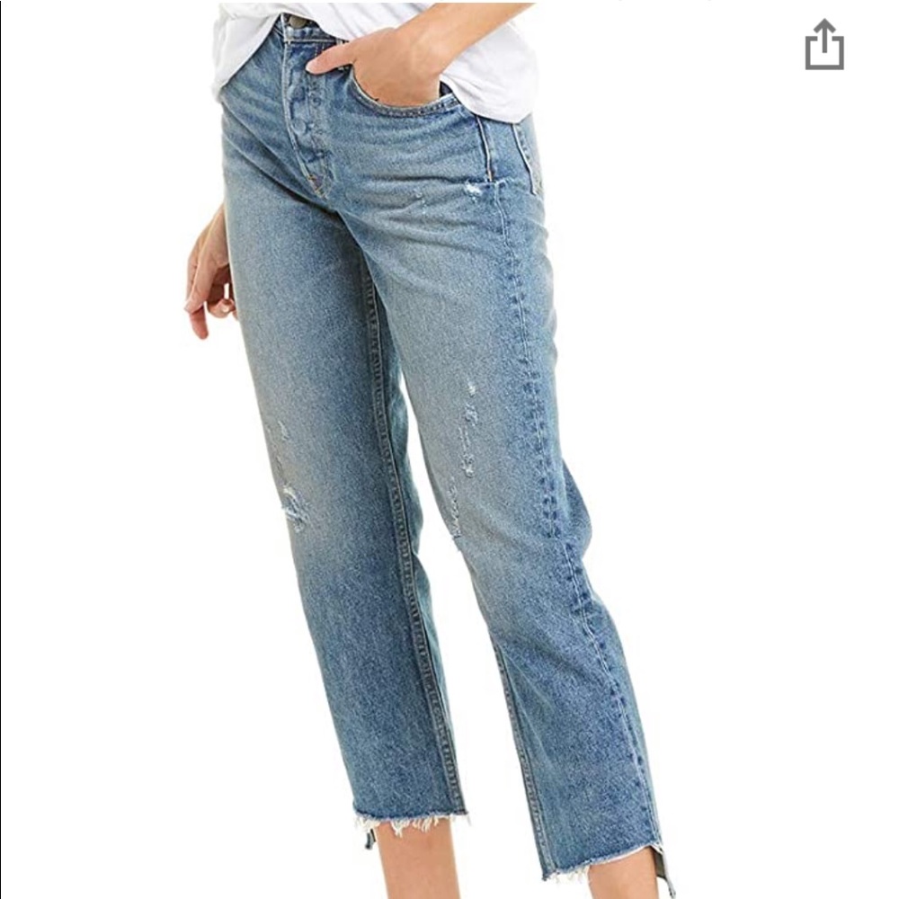 GRLFRND jeans in style “Helena”.